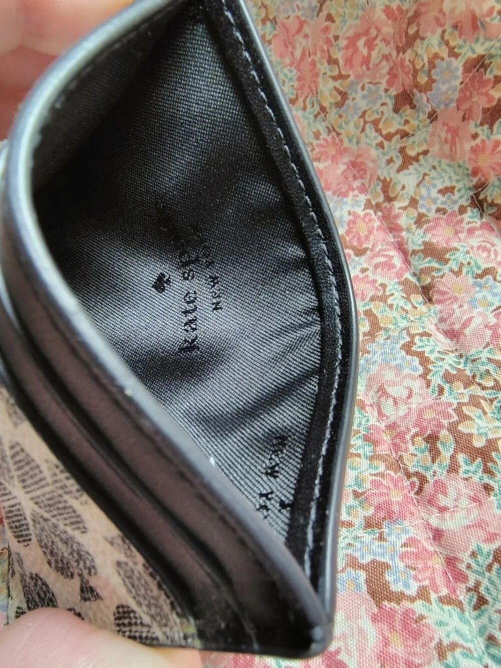 Kate Spade Signature Spade Flower Small Slim Card Holder Black NWOT $89